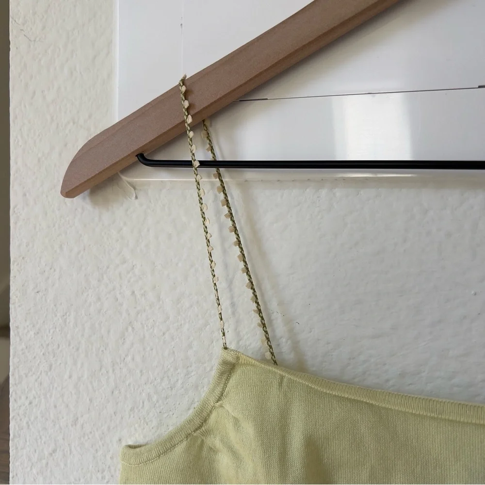 Easel Cardigan & Tank Top Set in Yellow